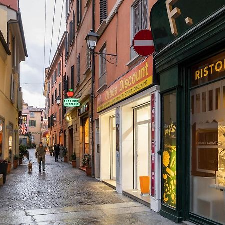 Studio Fusari A Piazza Maggiore By Wonderful Italy Bologna Luaran gambar