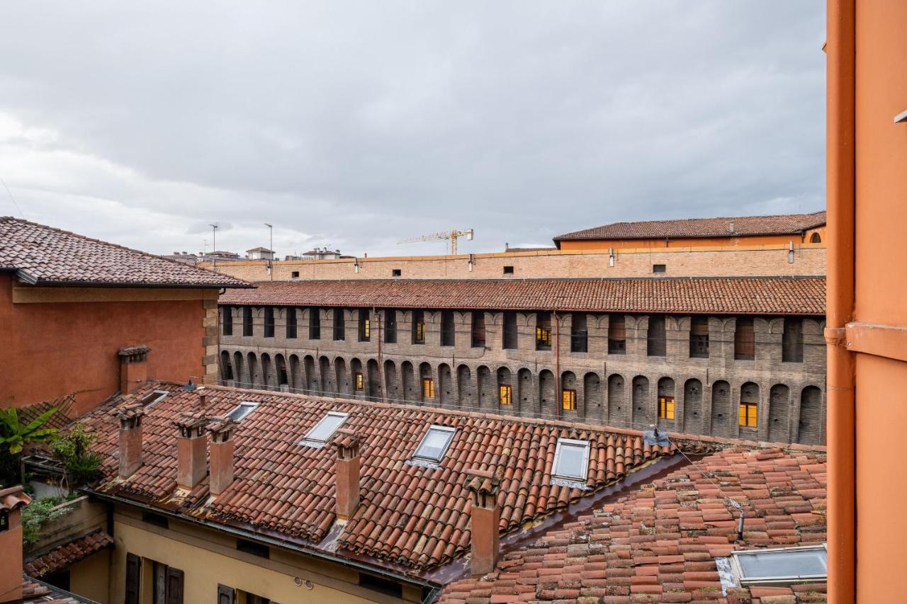Studio Fusari A Piazza Maggiore By Wonderful Italy Bologna Luaran gambar